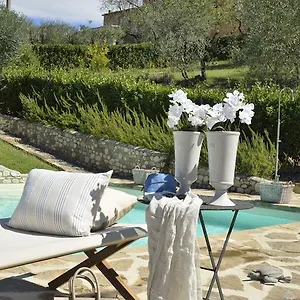 https://villa-borri-country-suites.it-tuscanyhotel.com