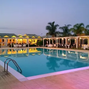 Hotel Villa Fanusa פנוסה